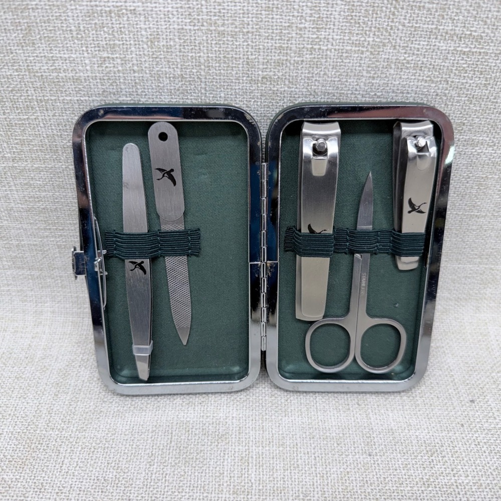 Ducks Unlimited 5 Piece Manicure Set‎ Hunter Green Travel Case Grooming Kit